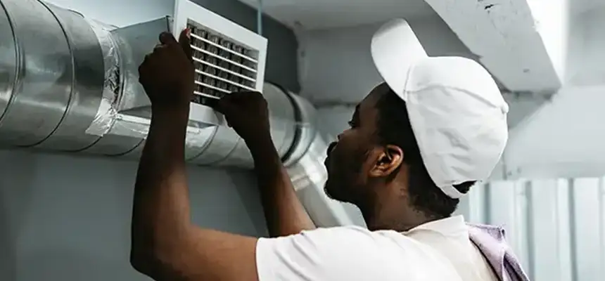 Our Licensed And Insured Cleaners in Melrose Park, IL